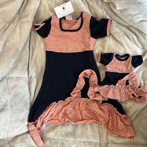 Girls dress with matching doll dress, NWT, size 4